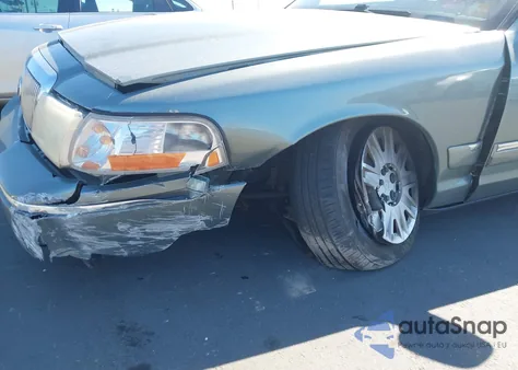 2005 Mercury Grand Marquis Gs from USA, damaged, VIN 2MEFM74W85X601444